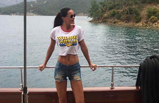 Instagram'da ünlüler neler paylaştılar?