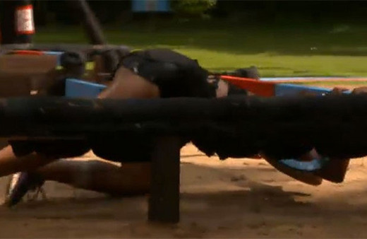 Berna, Survivor ödül oyununda yürekleri ağza getirdi!