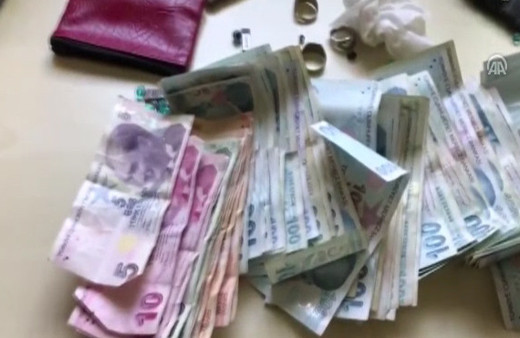 Dilencinin üzerinde 14 bin lira bulundu