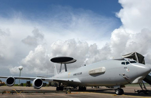 Almanya'dan İncirlik için AWACS resti