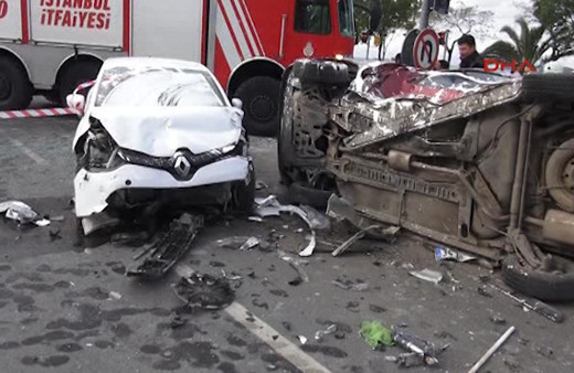 Kartal sahil yolundaki feci kaza kamerada