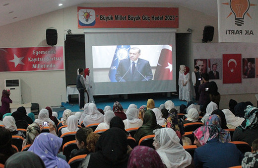 Erdoğan'ın AK Parti'ye üye olması dolayısıyla mevlit okutuldu