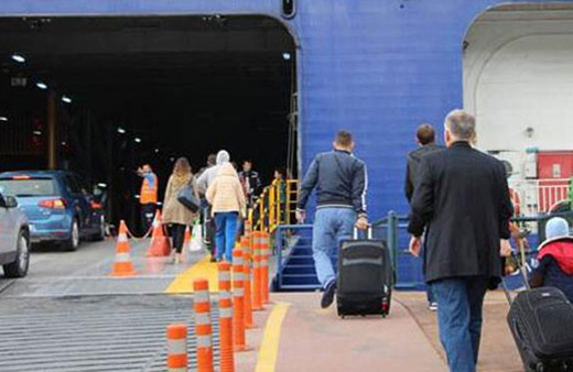 Tatilciler dönüş yolunda