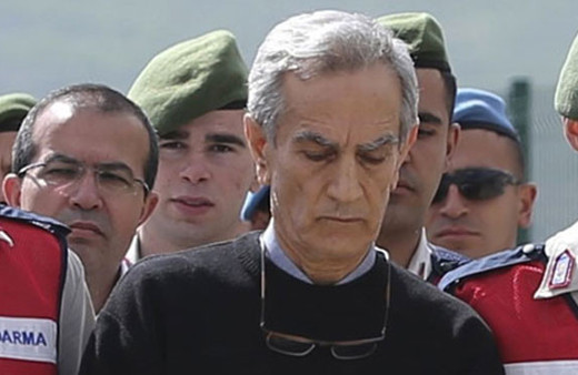 Akın Öztürk'ün ilk sözleri ortalık karışınca bayıldı!