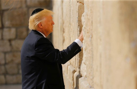 Suudilerle işi bağlayan Trump Ağlama Duvarı'nda
