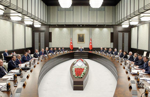 Hangi bakanlar gidici kimler geliyor? Bakanlar Kurulu silbaştan