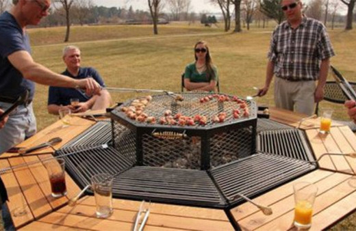 Böyle bir masa daha önce hiç görmediniz!