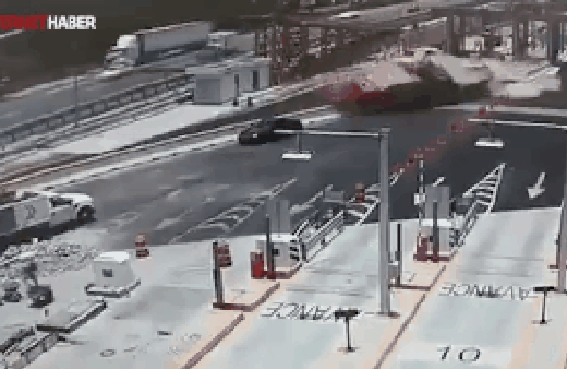  TIR dehşet saçtı!