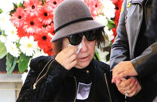 Nazan Öncel'in çifte kaybı daha fazla dayanamadı!