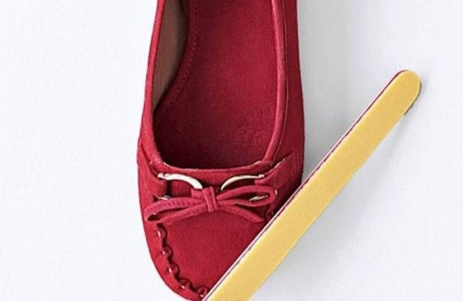 Törpüyle tırnaklarınızı değil ayakkabılarınızı törpüleyin!