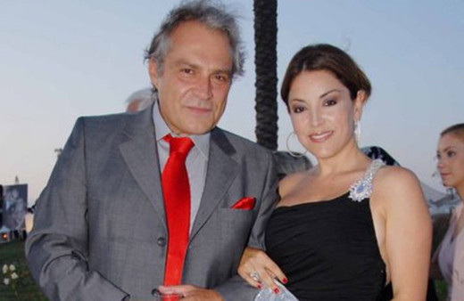 300 bin dolarlık yüzük yeniden parmağında