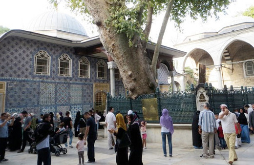 Ramazanda Eyüp Sultan Türbesi'ne gidecekler dikkat!