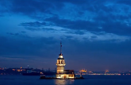 AK Partili Metin Külünk'ten İstanbul şiiri