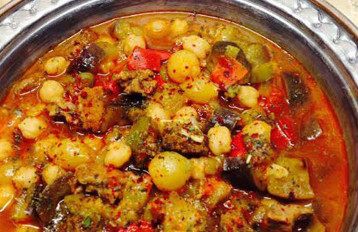 İşte günün iftar menüsü... Sahanda doğrama nasıl yapılır?