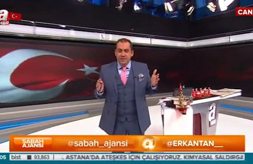 Erkan Tan: Menemen yiyemiyorsan mehter ye!
