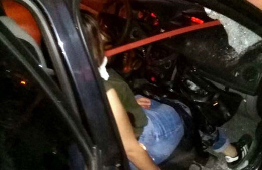 İnşaat demiri genç kızın boğazına saplandı