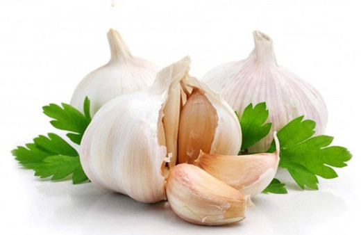 Sarımsağı alıp kulağınıza koyun bakın neler olacak