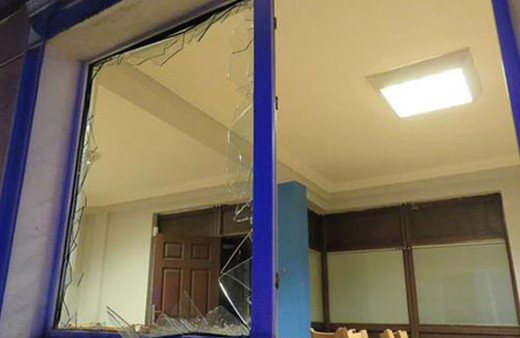 Komünistler birbirine girdi Ankara'nın göbeğinde bıçaklar konuştu