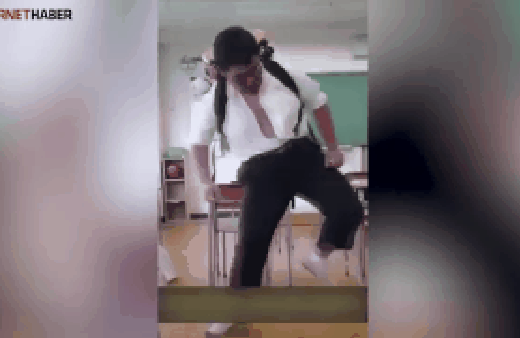 Hunharca dans eden çocuk interneti salladı