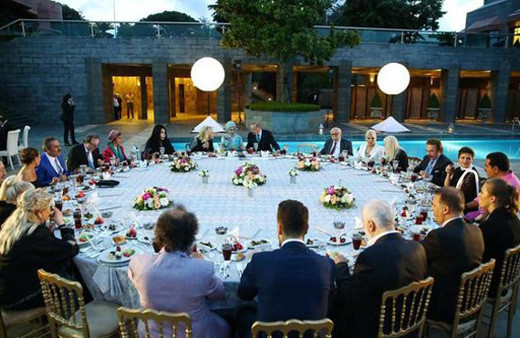 Erdoğan'ın iftar yemeğine çağrılmayan iki ünlü