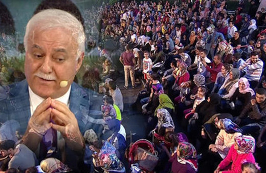 Nihat Hatipoğlu eşinin gözlerine bakarak cevap verdi, alkış tufanı koptu