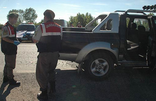 30 bin dolarla kaçarken vurularak yakalandı