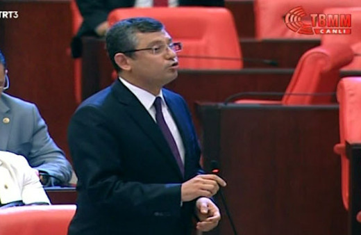 CHP Grubu Genel Kurulu terk etti!