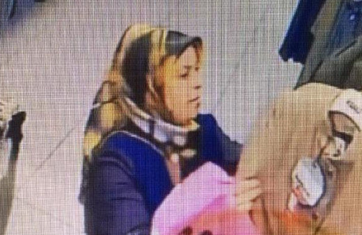 Pardösü hırsızlığı girişimi kamerada