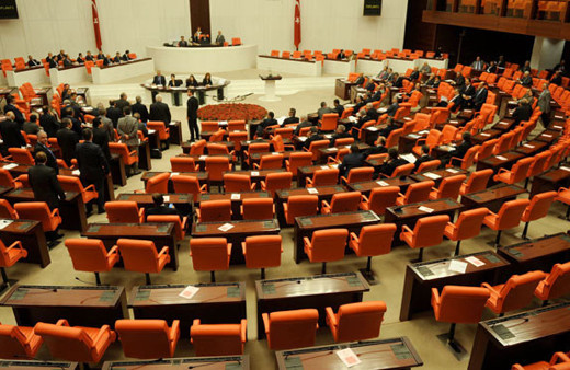 TBMM'den HDP'li vekiller için karar