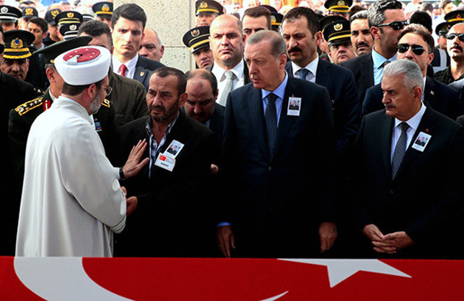 Şehit Uzman Çavuş Büyüksoy, son yolculuğuna uğurlandı