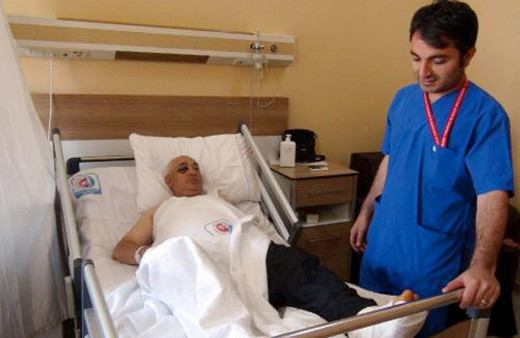 Erzincan’da mantar toplayan kuzenlere ayı saldırdı