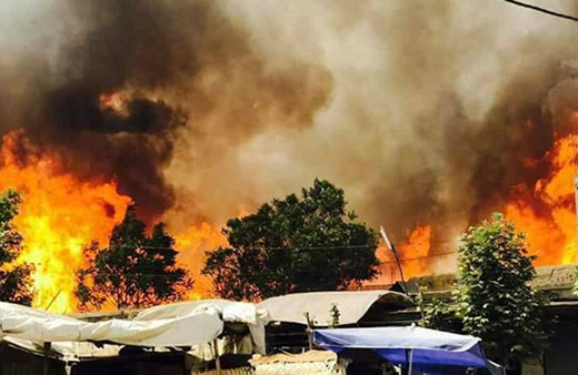 475 mağaza dev yangında kül oldu! İtfaiyeyi suçladılar!