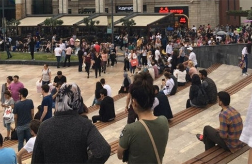 İstanbul'da AVM'de son dakika bomba alarmı!