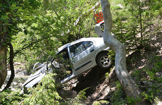 Kahramanmaraş'ta feci trafik kazası: 3 ölü, 1 yaralı