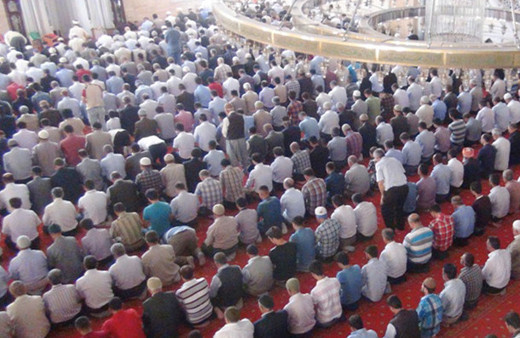 Kadir Gecesi Namazı 4 rekat nasıl niyet edilerek kaçta kılınır?