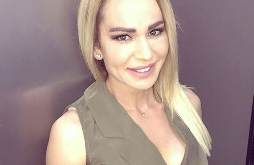 Survivor'a damga vuran kadınların dışarıdaki görüntüleri