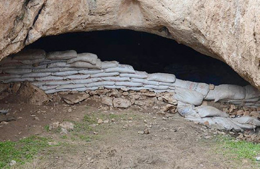 Siirt'te PKK mağarasında LCD televizyon