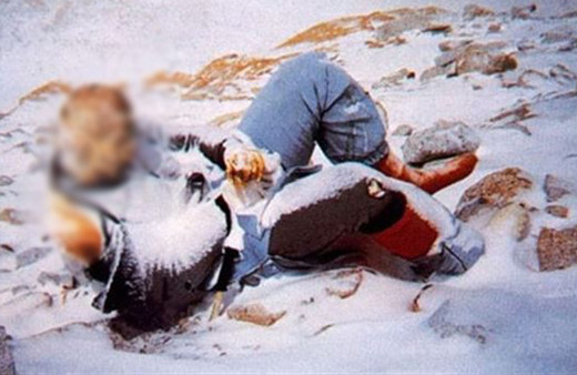 Everest  sonları oldu! Zirveye değil ölüme giden dağcılar