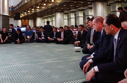 Kadir gecesinde oradaydı ilk kez böyle göreceksiniz