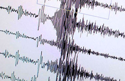 Yine deprem! Ege beşik gibi sallanıyor...