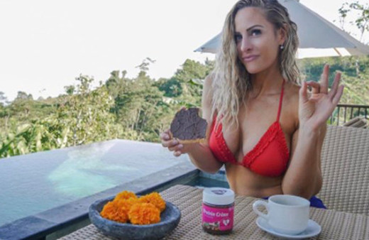 Ünlü blogger akıl almaz şekilde öldü!