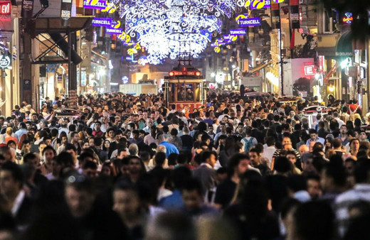 ‘Son Perde: Beyoğlu’ belgeseli izleyiciyle buluştu!