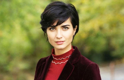 Tuba Büyüküstün daha fazla dayanamadı bakın nereye kaçtı