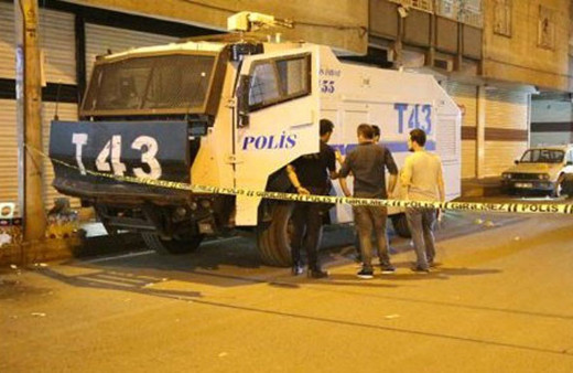 Diyarbakır'da TOMA'ya bombalı saldırı