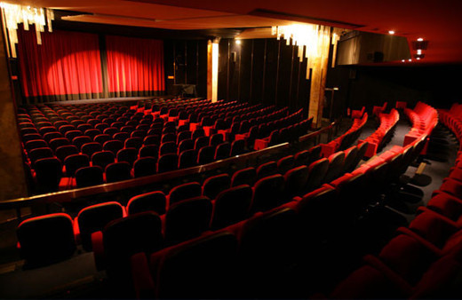 Sinema seyircisi azaldı tiyatro seyircisi arttı