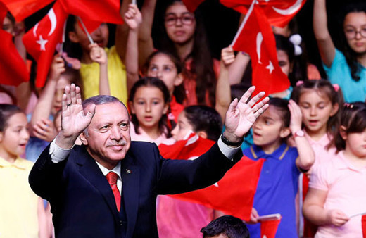 Erdoğan gece saat 02:32'de halka hitap edecek