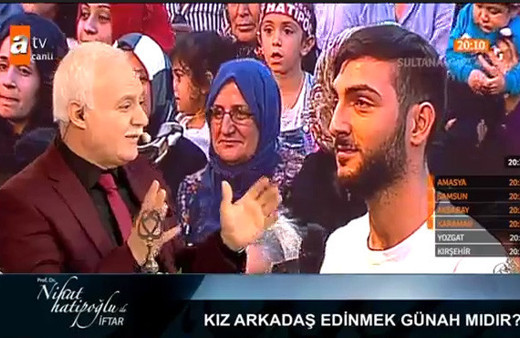 Nihat Hatipoğlu cevapladı! Kız arkadaş edinmek günah mıdır? 