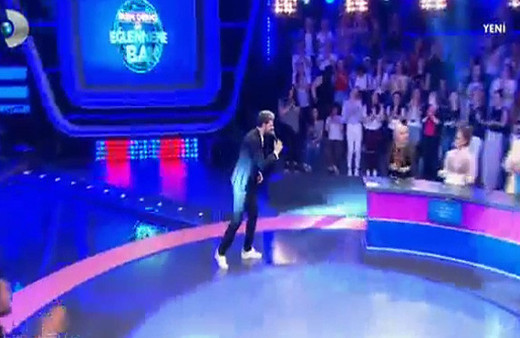 Bakışları ele verdi! İdo Tatlıses ile Derya Uluğ aşk mı yaşıyor? 