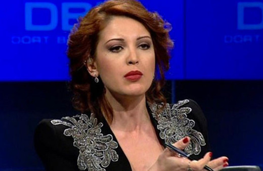 Nagihan Alçı iki kuruma da veda etti