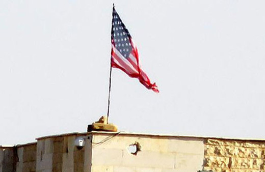 PYD karargahına ABD bayrağı asıldı